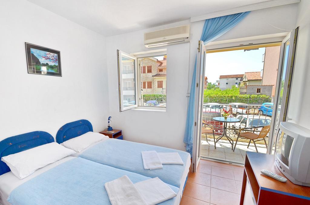 Iva 3* Budva